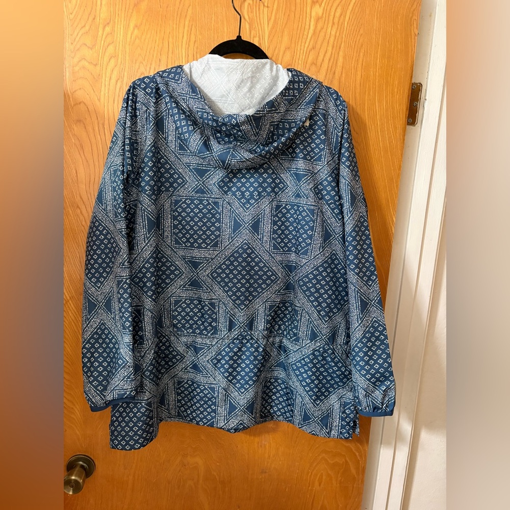 The North Face Blue and white bandana Patterned Anorack Jacket XL - Picture 14 of 15